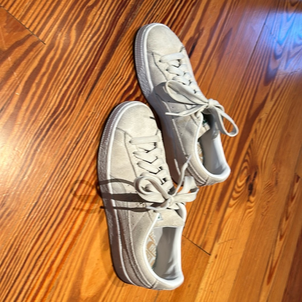 Puma Suede Sneakers